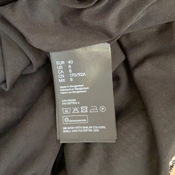 H&M Black and White Houndstooth Print Cap Sleeve Dress - Picture 9 of 9